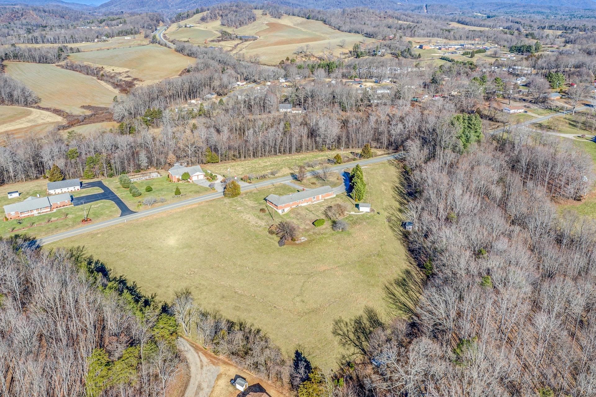 003-335513-4070 Green Level Rd 005_84961