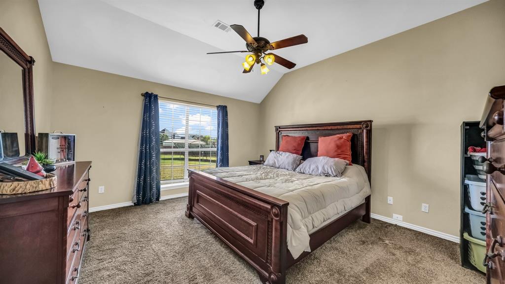 155 Cornerstone Lane Springtown, TX 76082 - Photo 16 of 35