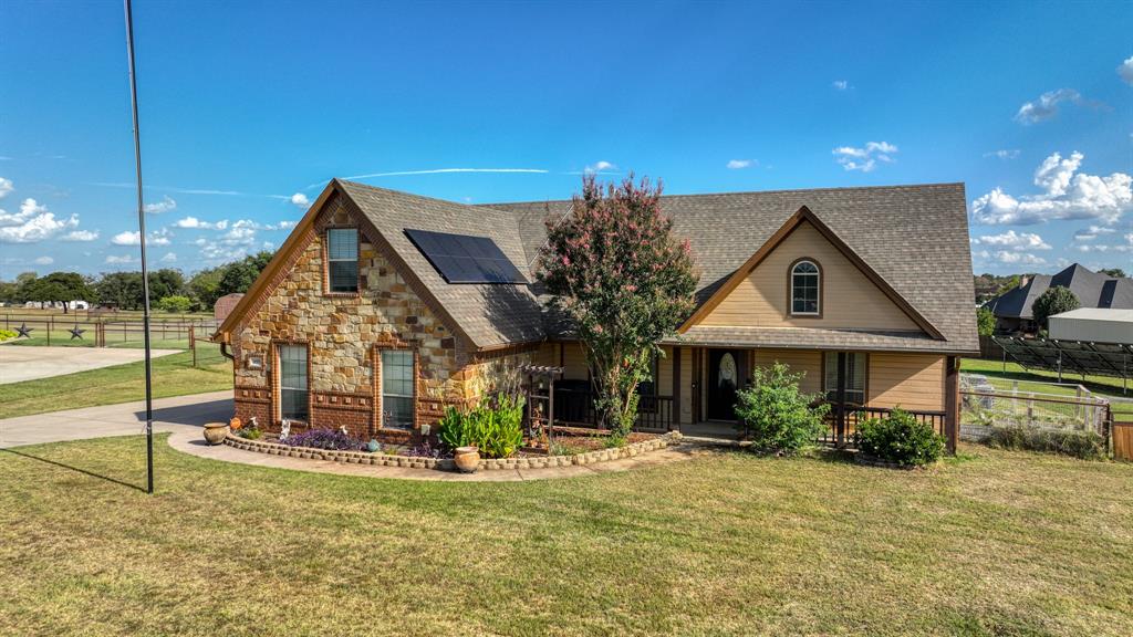 155 Cornerstone Lane Springtown, TX 76082 - Photo 2 of 35
