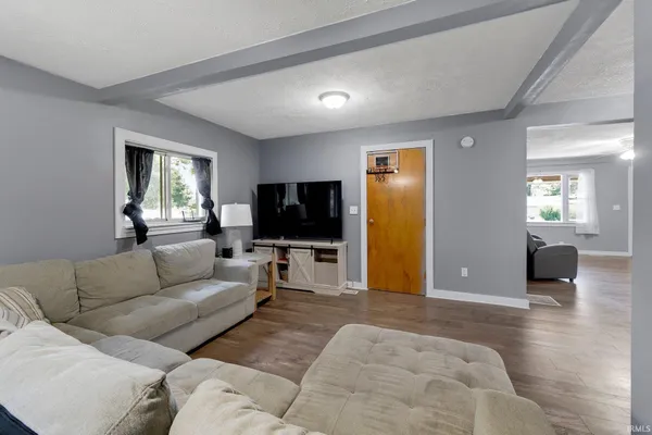 $245,000 | 2055 Ln 150 Hamilton Lake, Hamilton, IN 46742