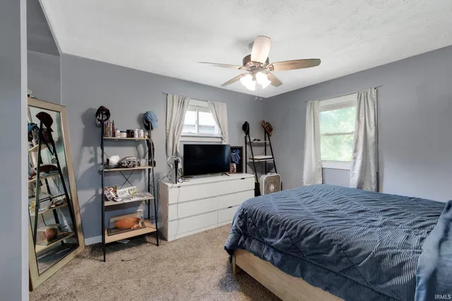 $270,000 | 2055 Ln 150 Hamilton Lake, Hamilton, IN 46742