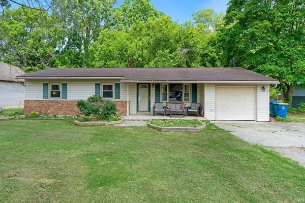 $245,000 | 2055 Ln 150 Hamilton Lake, Hamilton, IN 46742