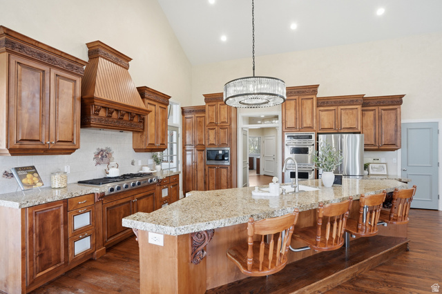 10868 Prescott Drive Sandy, UT 84092 - Photo 20 of 106