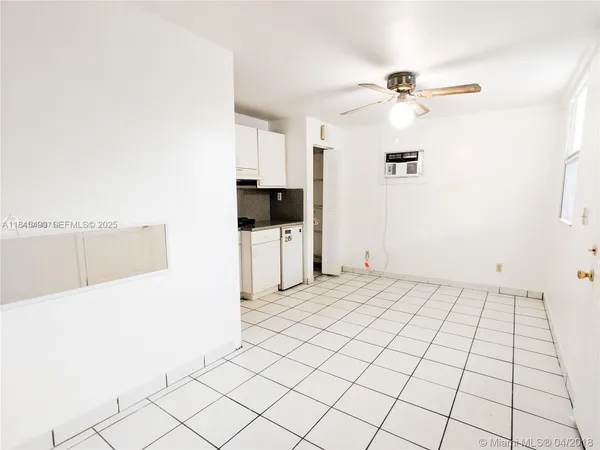 $1,300 | 2433 Southwest 11th Street, Unit B, Miami, FL 33135