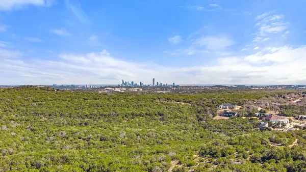 $1,800,000 | 10904 Rawhide Trail, Austin, TX 78736