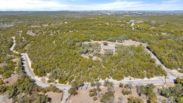 $1,800,000 | 10904 Rawhide Trail, Austin, TX 78736