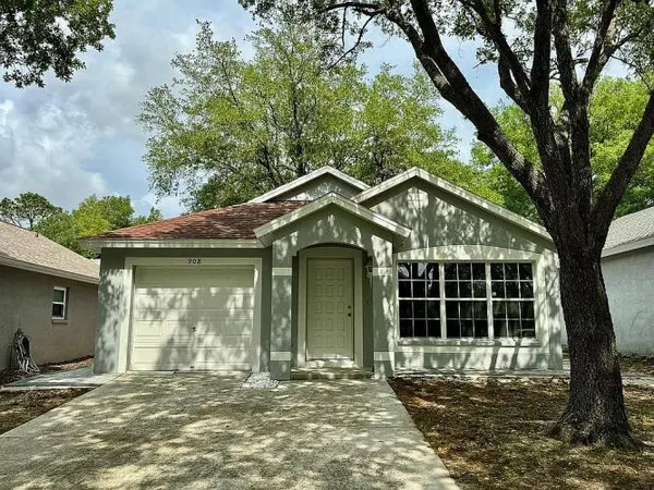 $299,999 | 908 Cape Cod Circle, Valrico, FL 33594