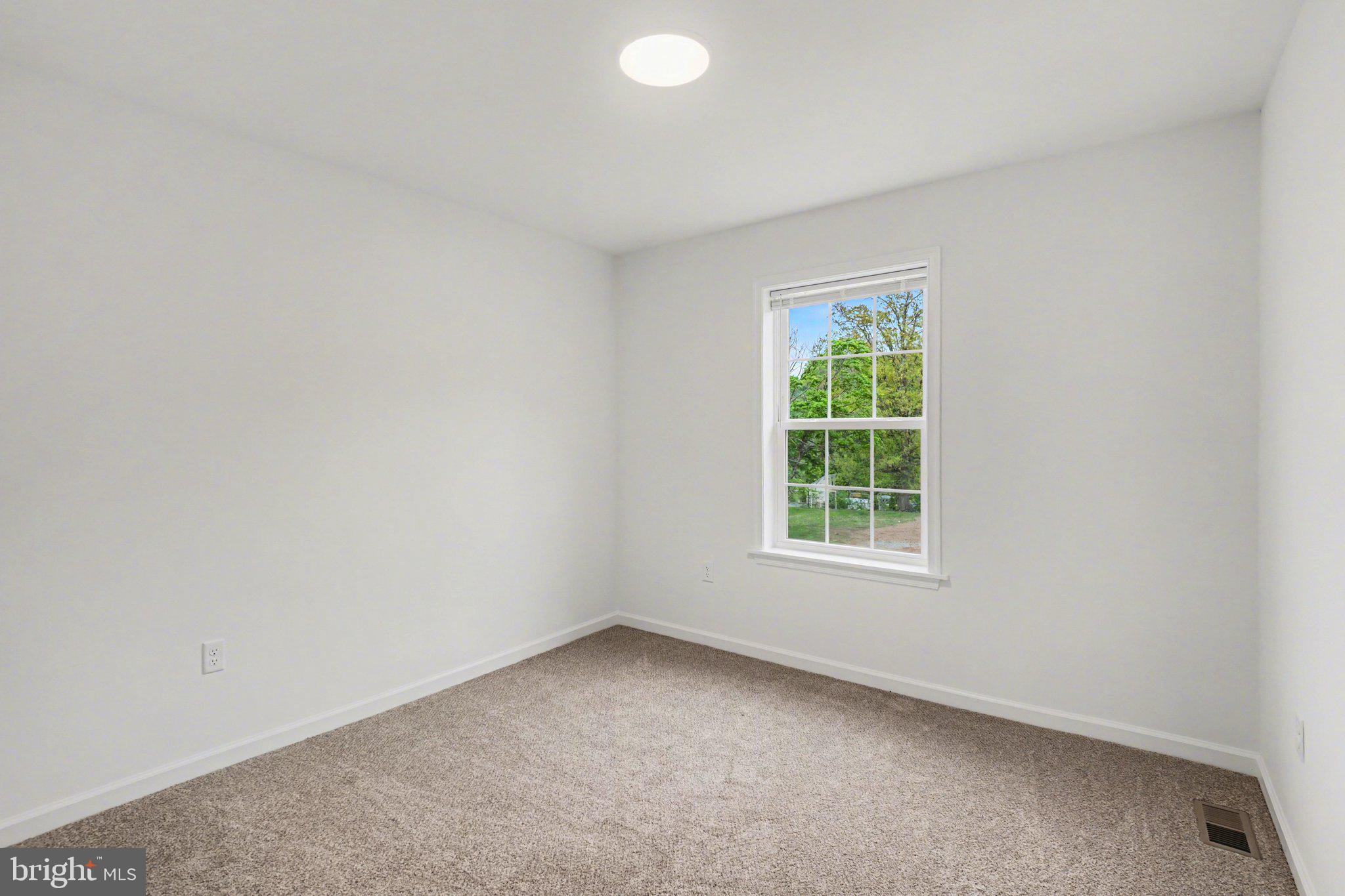 26 Sand Street Lebanon, PA 17042 - Photo 12 of 24