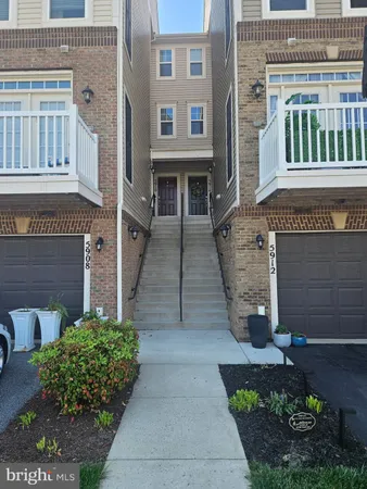 $2,800 | 5914 Forum Square, Frederick, MD 21703