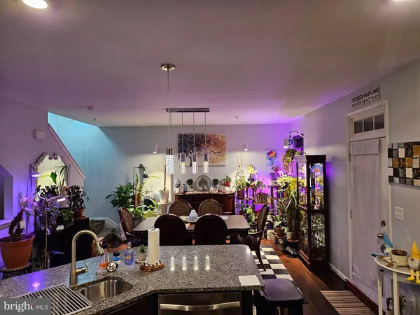 $2,800 | 5914 Forum Square, Frederick, MD 21703