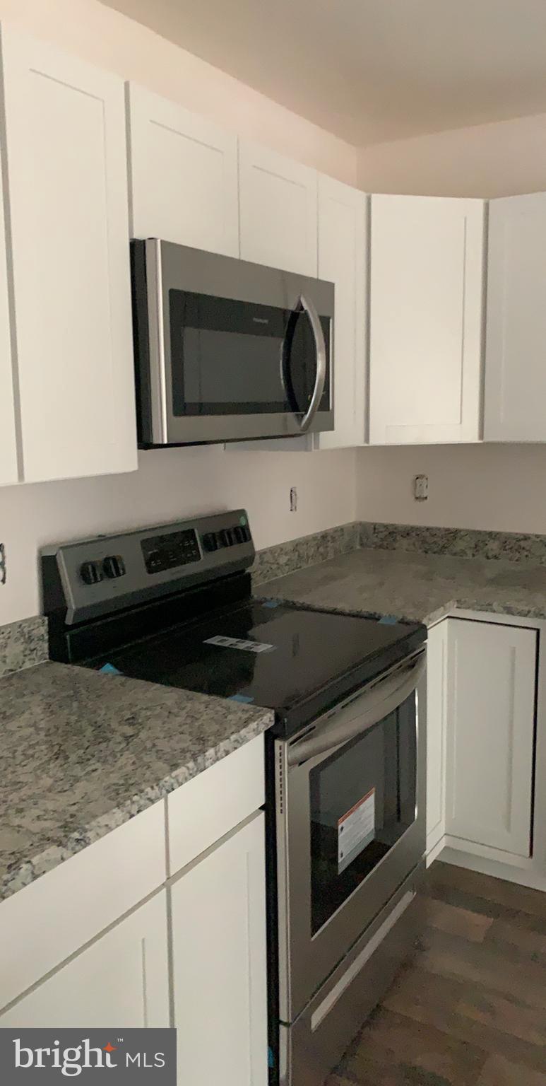 7164 Laurel Grove Road Preston, MD 21655 - Photo 6 of 28 Shaker style upper cabinets