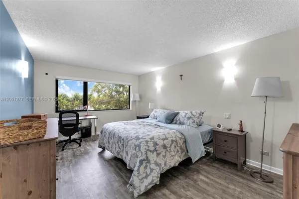 $2,500 | 6701 Southwest 116th Court, Unit 406, Miami, FL 33173