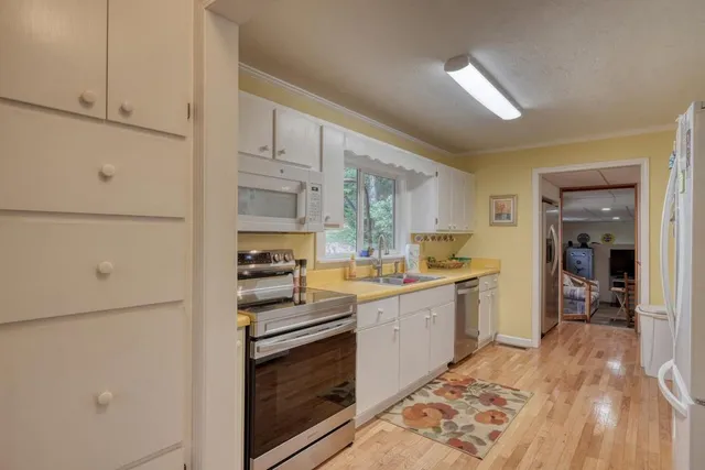 $425,000 | 60 Cardinal Lane, Hayesville, NC 28904