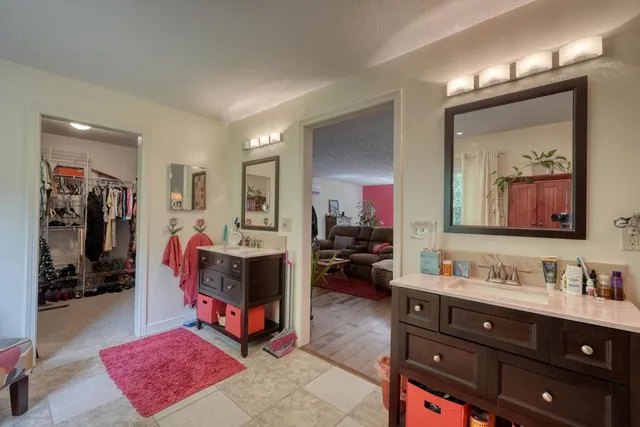 $425,000 | 60 Cardinal Lane, Hayesville, NC 28904