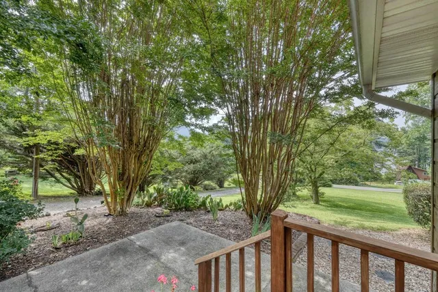 $425,000 | 60 Cardinal Lane, Hayesville, NC 28904