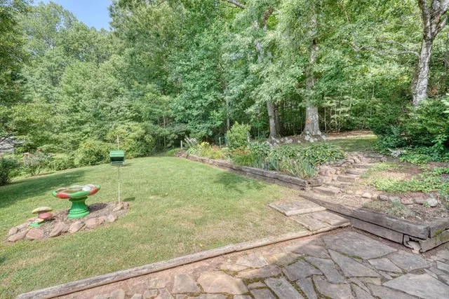 $425,000 | 60 Cardinal Lane, Hayesville, NC 28904