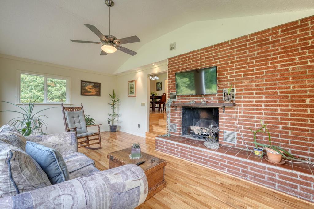 60 Cardinal Lane Hayesville, NC 28904 - Photo 9 of 55