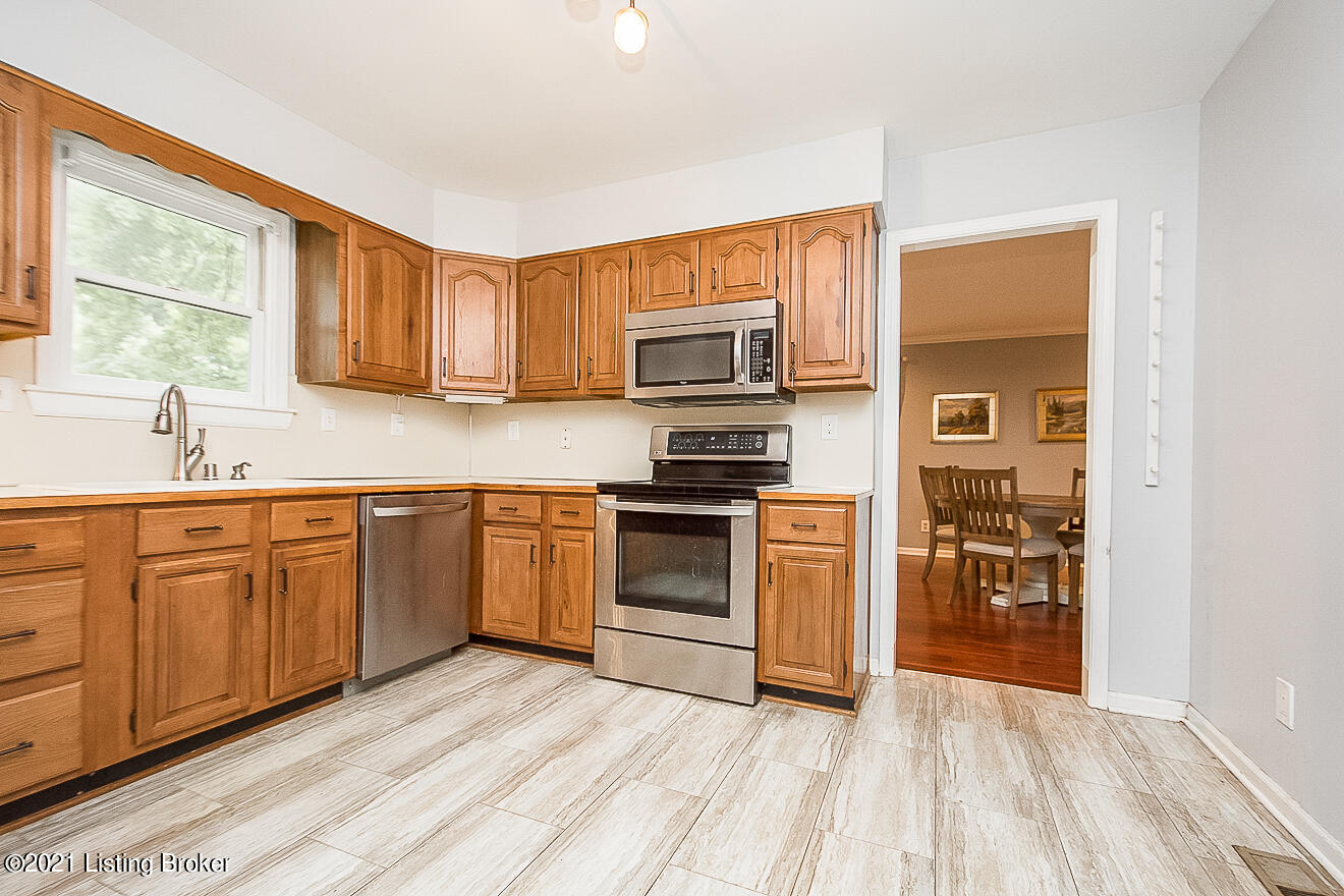 13203 Creekview Road Prospect, KY 40059 - Photo 15 of 41 Kitchen