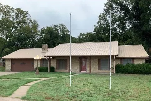 $2,200 | 1470 West South Loop, Stephenville, TX 76401