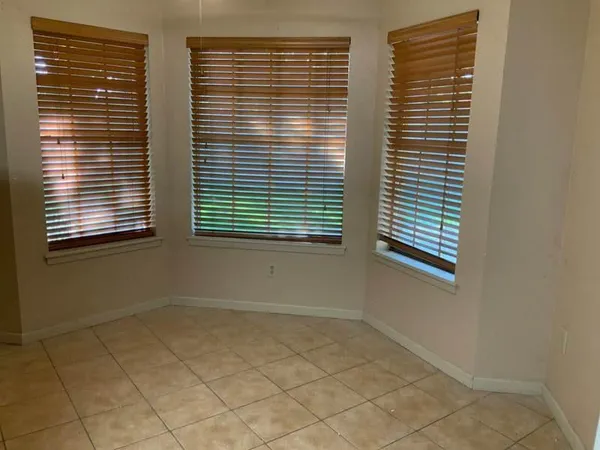 $2,200 | 1470 West South Loop, Stephenville, TX 76401