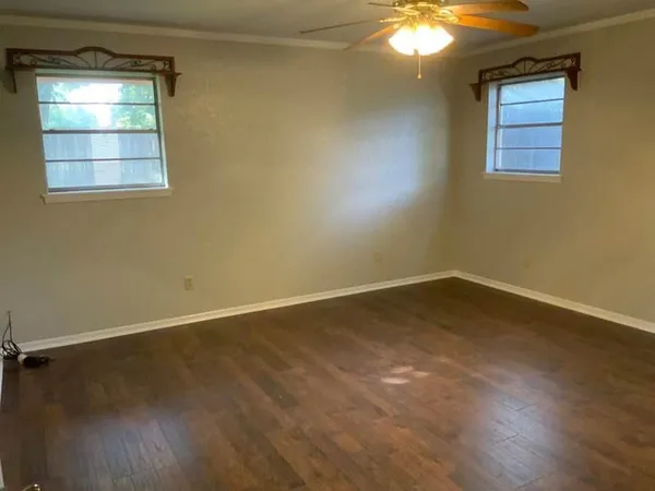 $2,200 | 1470 West South Loop, Stephenville, TX 76401