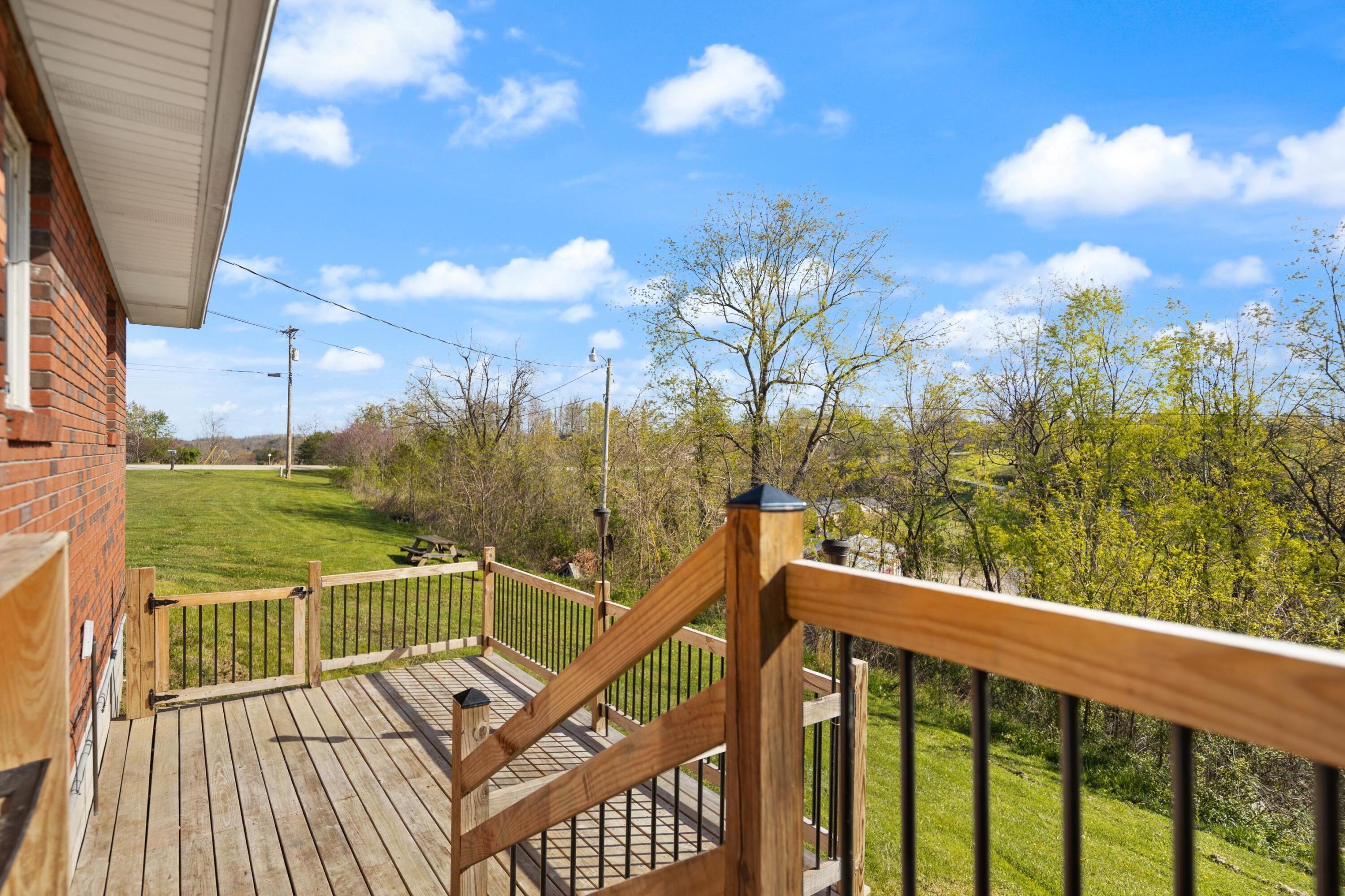 309 Poor Farm Road Beattyville, KY 41311 - Photo 32 of 57 118A3490