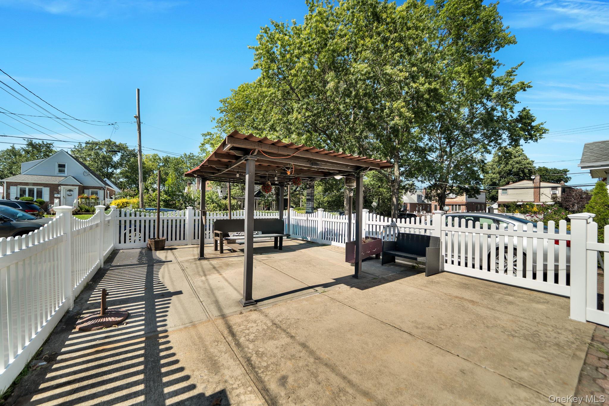 64 Dewitt Street Valley Stream, NY 11580 - Photo 29 of 32 Gallery Image 29