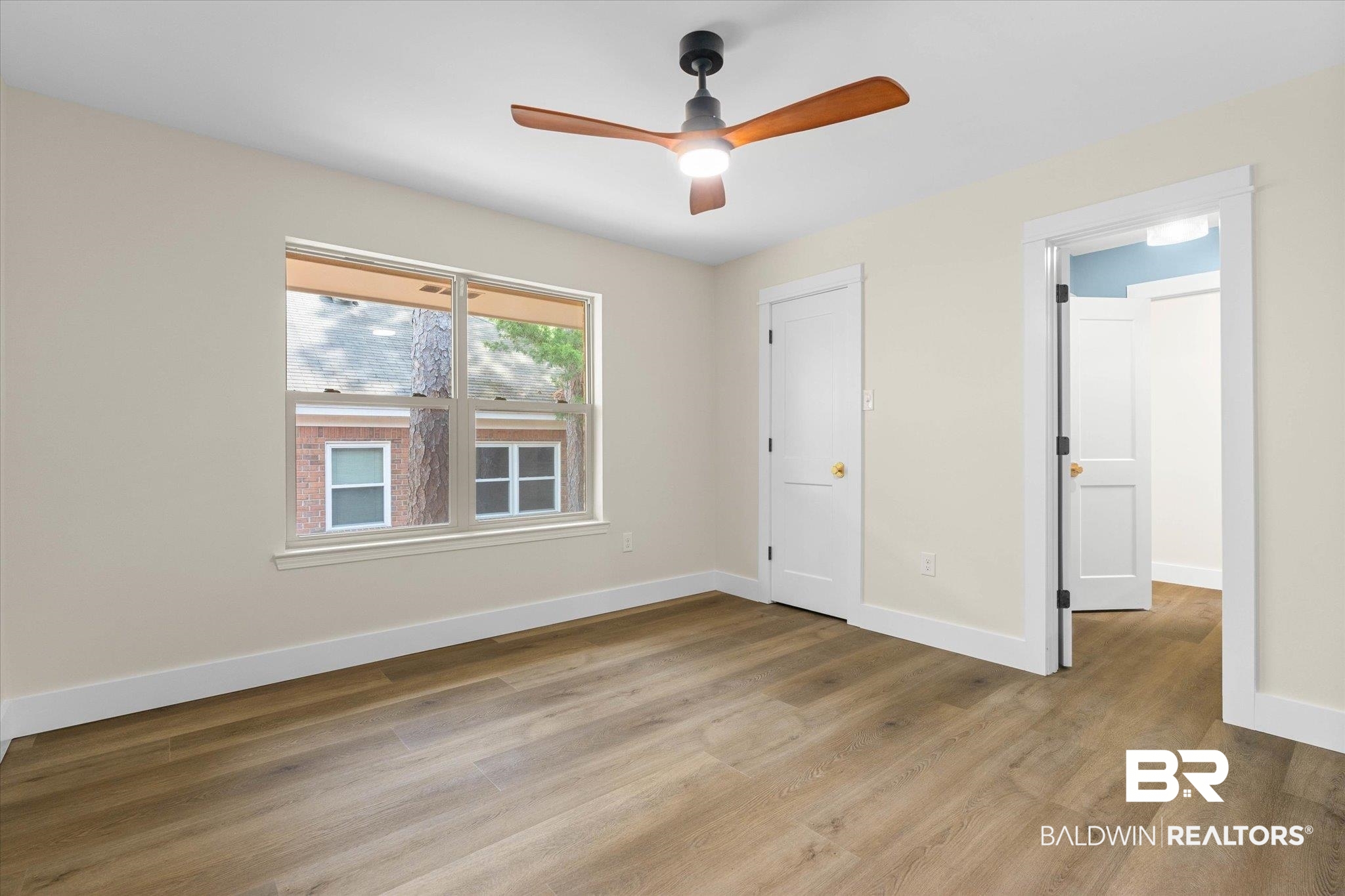 128 Dewitt Circle Daphne, AL 36526 - Photo 23 of 42 Guest Rm 4 with Ensuite Bath 2