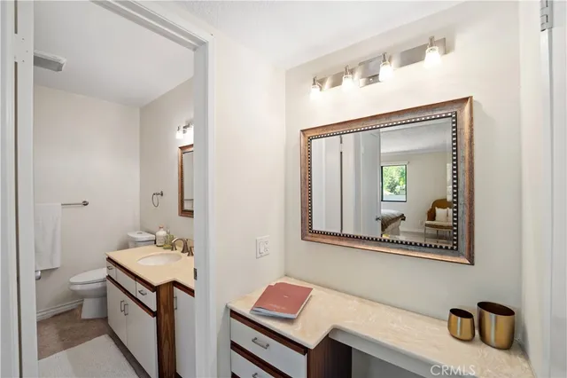 $635,000 | 29125 Thousand Oaks Boulevard, Unit D, Agoura Hills, CA 91301