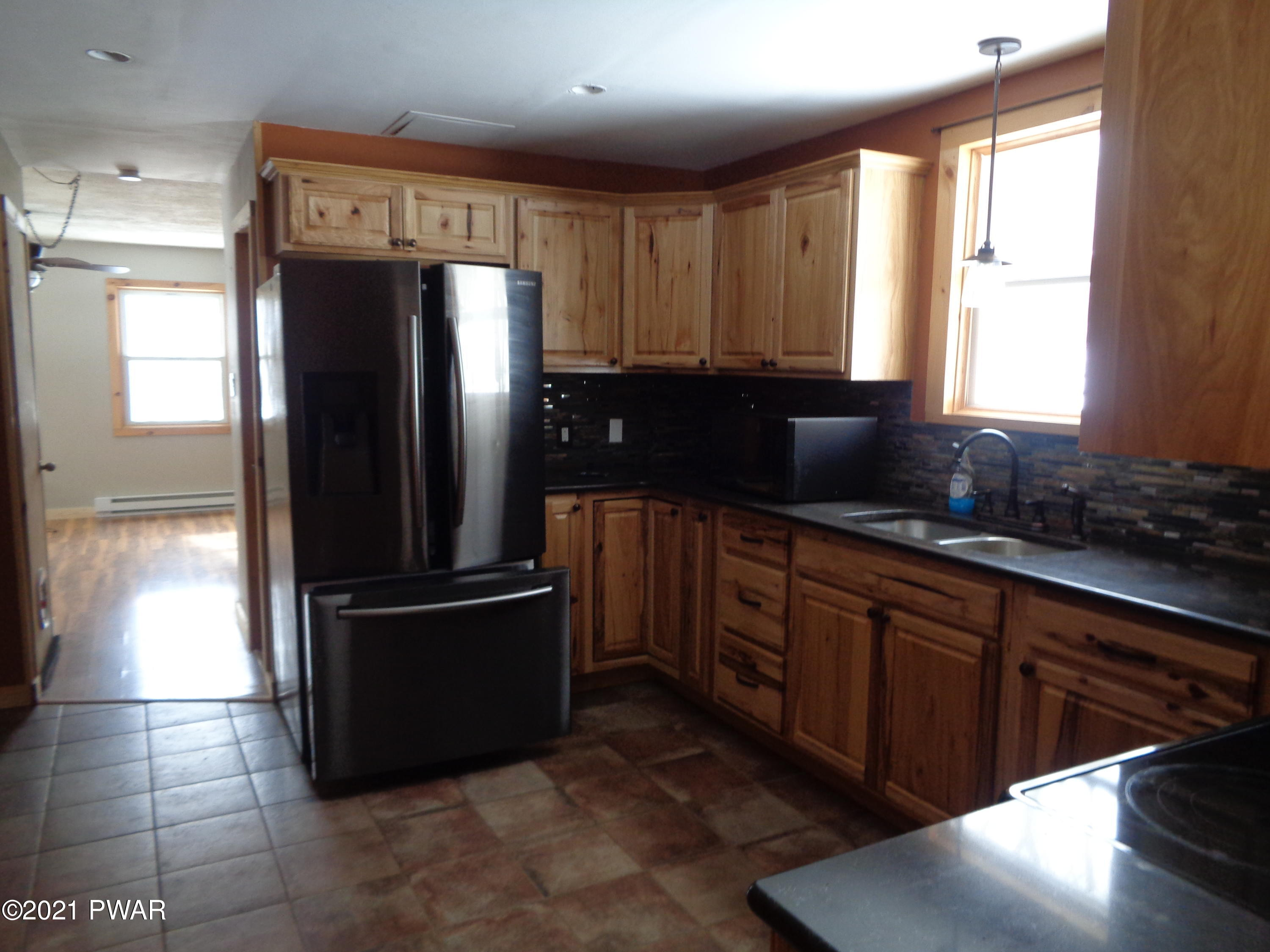 320 Gold Key Road Milford, PA 18337 - Photo 5 of 27 Kitchen