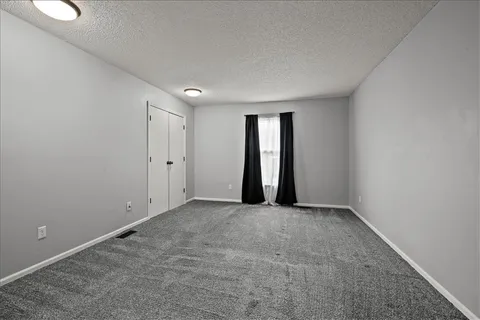 $245,000 | 8217 Switzer Street, Overland Park, KS 66214
