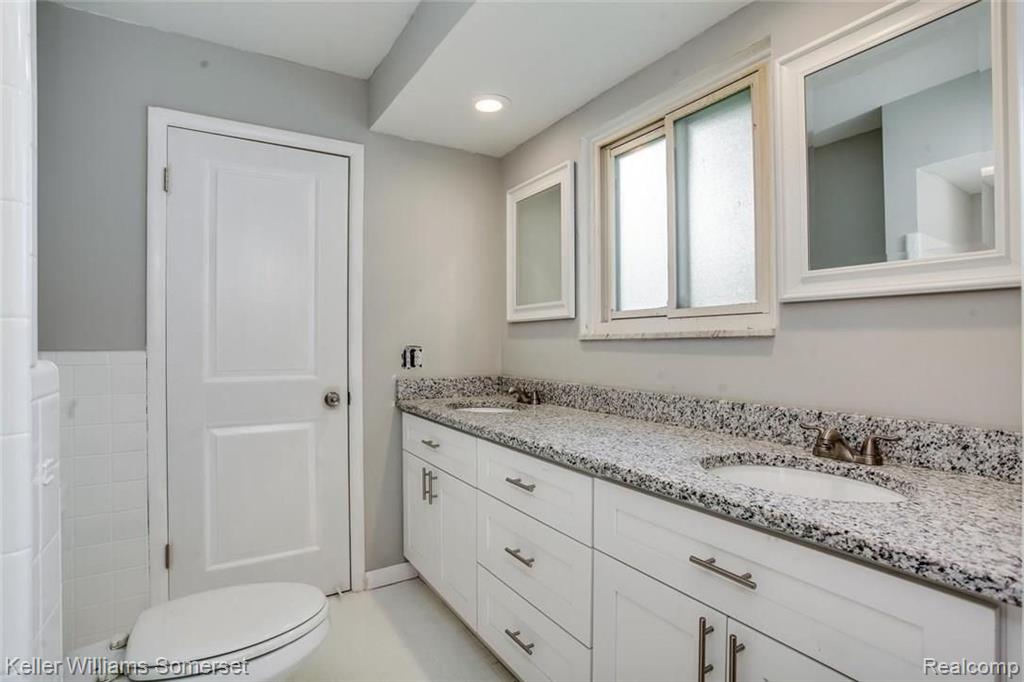 18309 Stephens Eastpointe, MI 48021 - Photo 15 of 23 Gallery Image 15