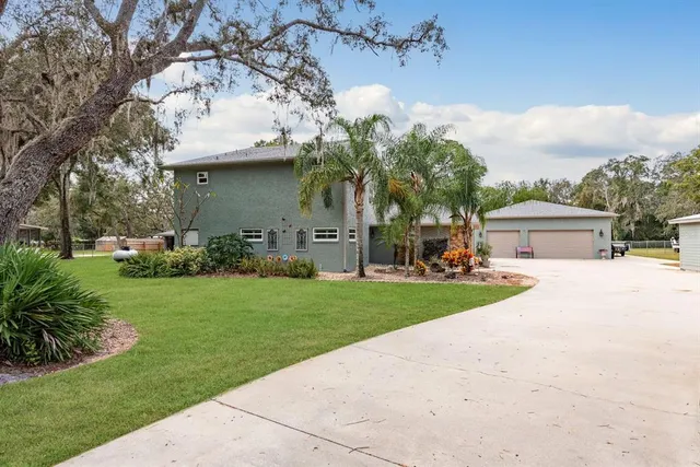 $879,000 | 1627 Belltower Drive, New Port Richey, FL 34655