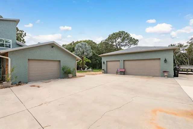 $879,000 | 1627 Belltower Drive, New Port Richey, FL 34655