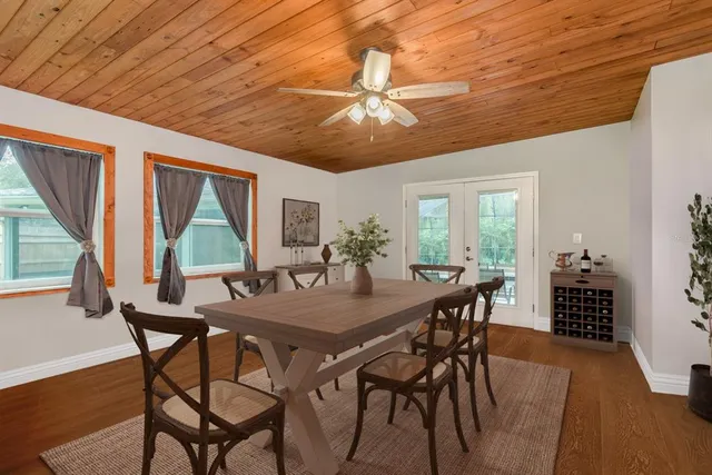 $879,000 | 1627 Belltower Drive, New Port Richey, FL 34655