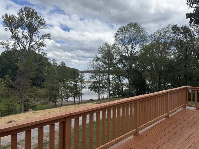 $735,000 | 242 Woodruff Lane, Cadiz, KY 42211