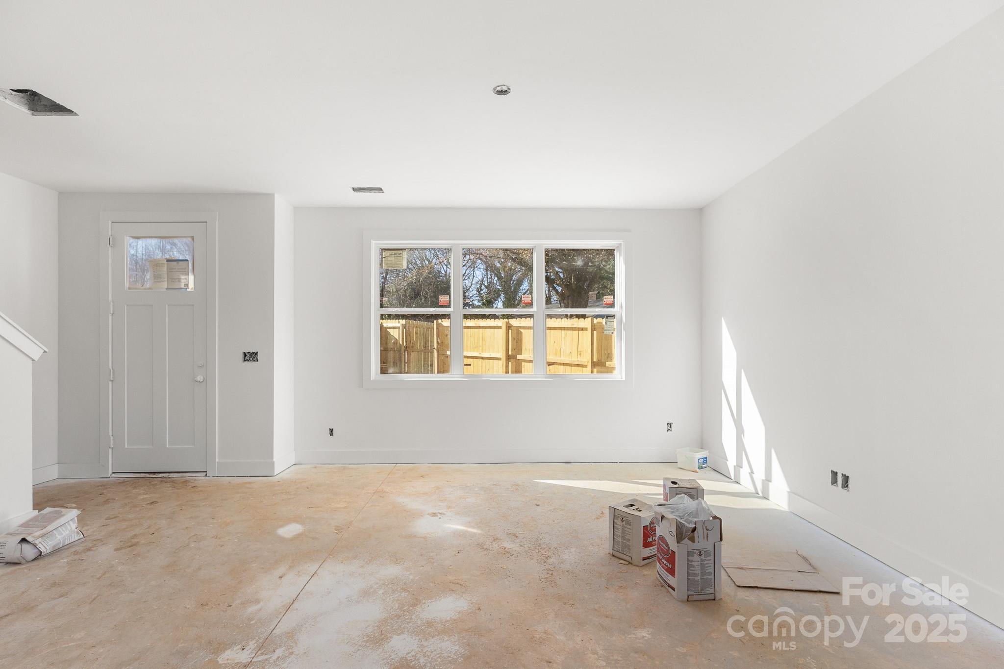 901 South Hoskins Road Charlotte, NC 28208 - Photo 4 of 24