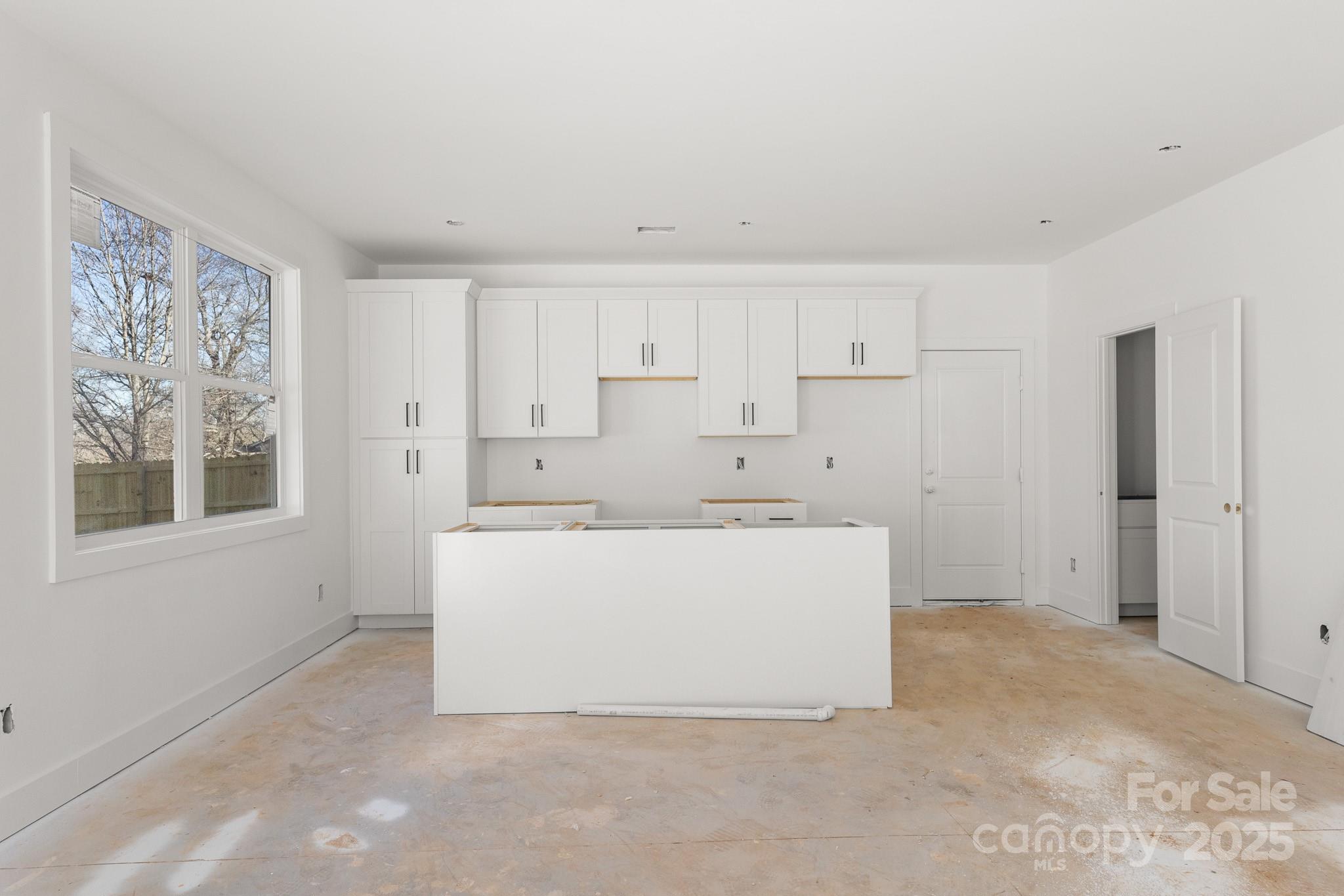 901 South Hoskins Road Charlotte, NC 28208 - Photo 7 of 24