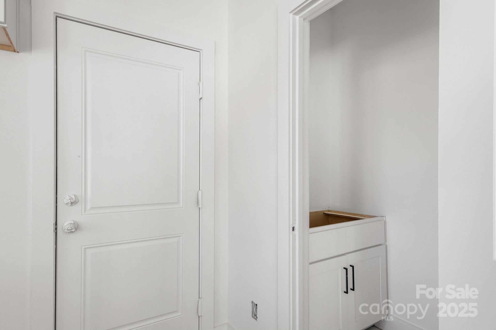 901 South Hoskins Road Charlotte, NC 28208 - Photo 10 of 24