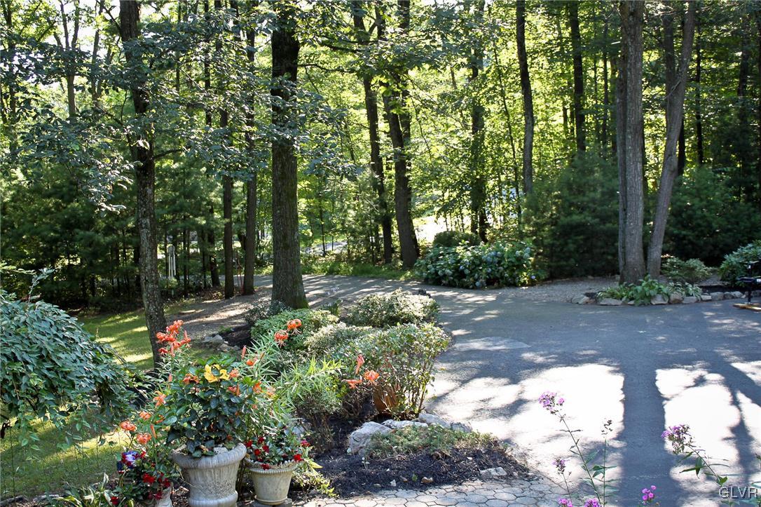 516 Hemlock Road Tamaqua, PA 18252 - Photo 8 of 45 Gallery Image 8