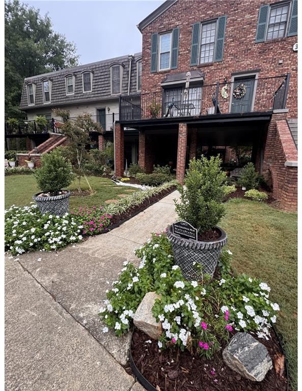 3091 Colonial Way, Unit D4 Atlanta, GA 30341 - Photo 2 of 14 Gallery Image 2