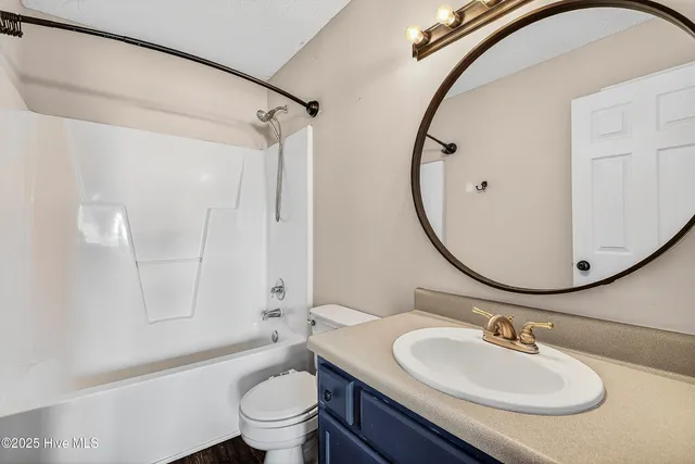 $247,000 | 447 Dion Drive, Hubert, NC 28539