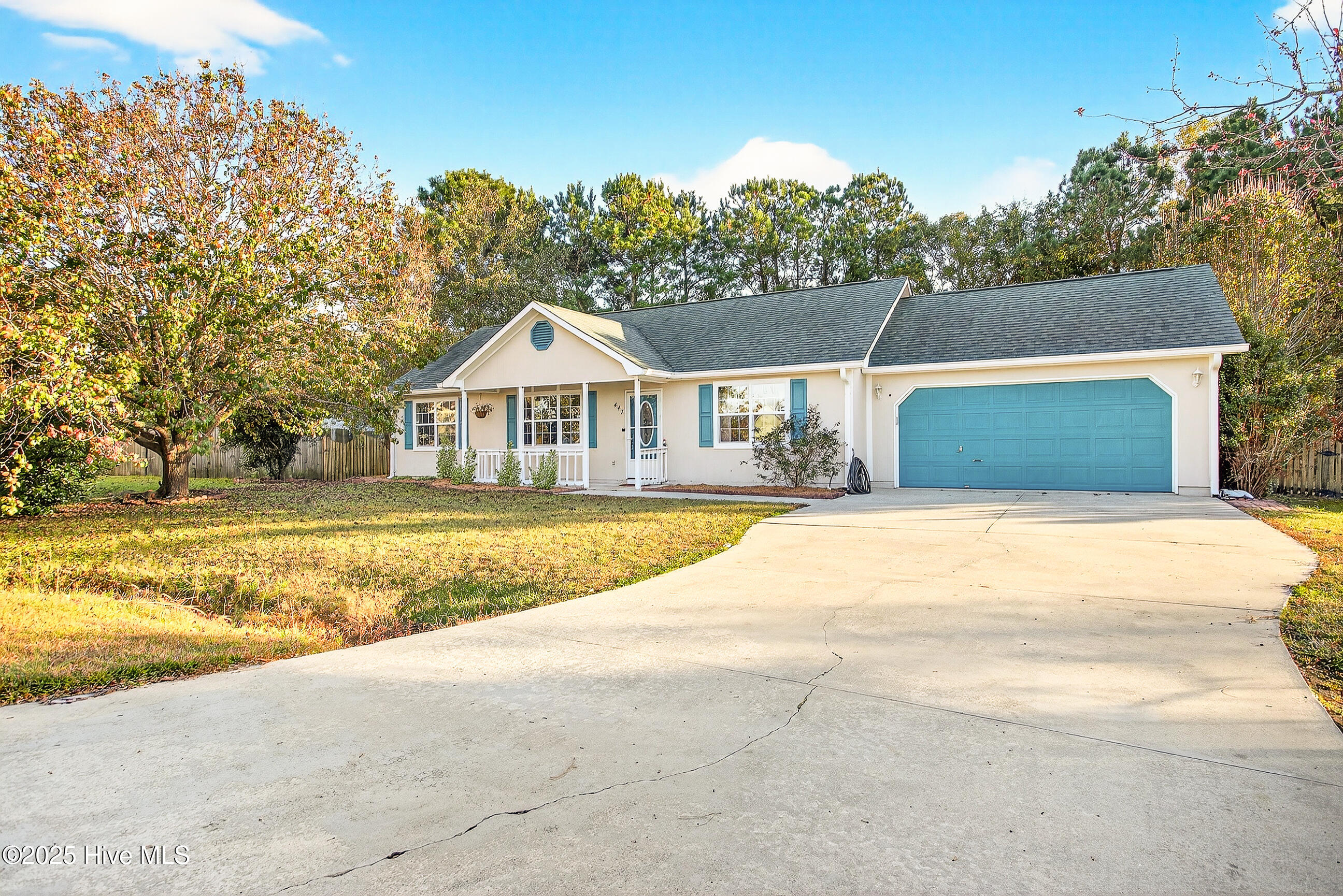447 Dion Drive Hubert, NC 28539 - Photo 2 of 29 02