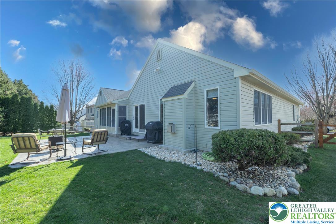 4075 Ross Road Bethlehem, PA 18020 - Photo 11 of 61 Gallery Image 11