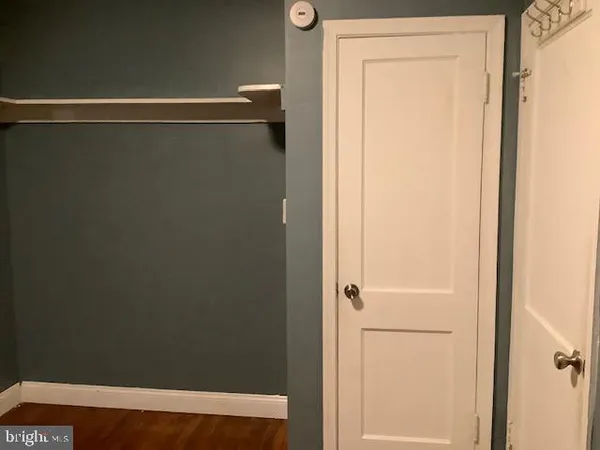 $2,500 | 3212 Campbell Drive, Unit FRONT, Alexandria, VA 22303