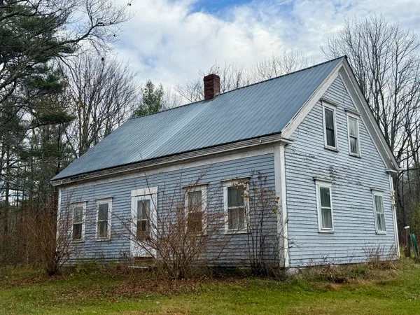 $199,000 | 330 East Pond Road, Jefferson, ME 04348