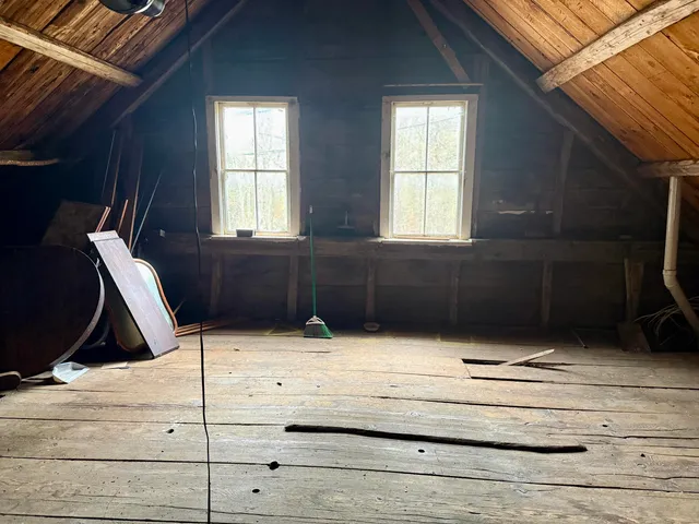 $199,000 | 330 East Pond Road, Jefferson, ME 04348