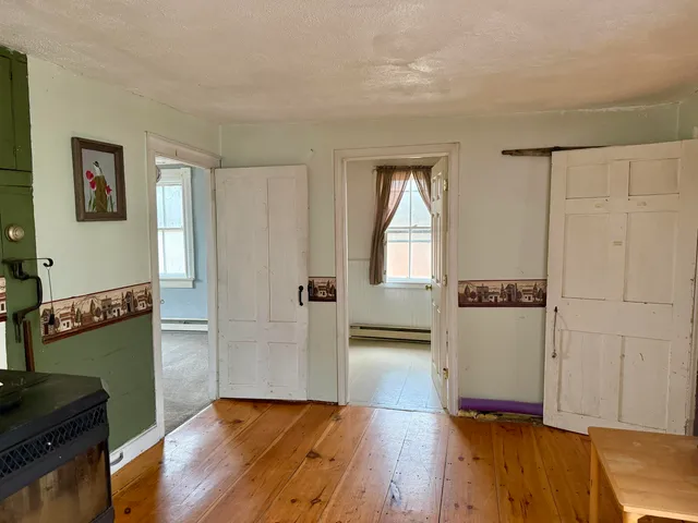 $199,000 | 330 East Pond Road, Jefferson, ME 04348