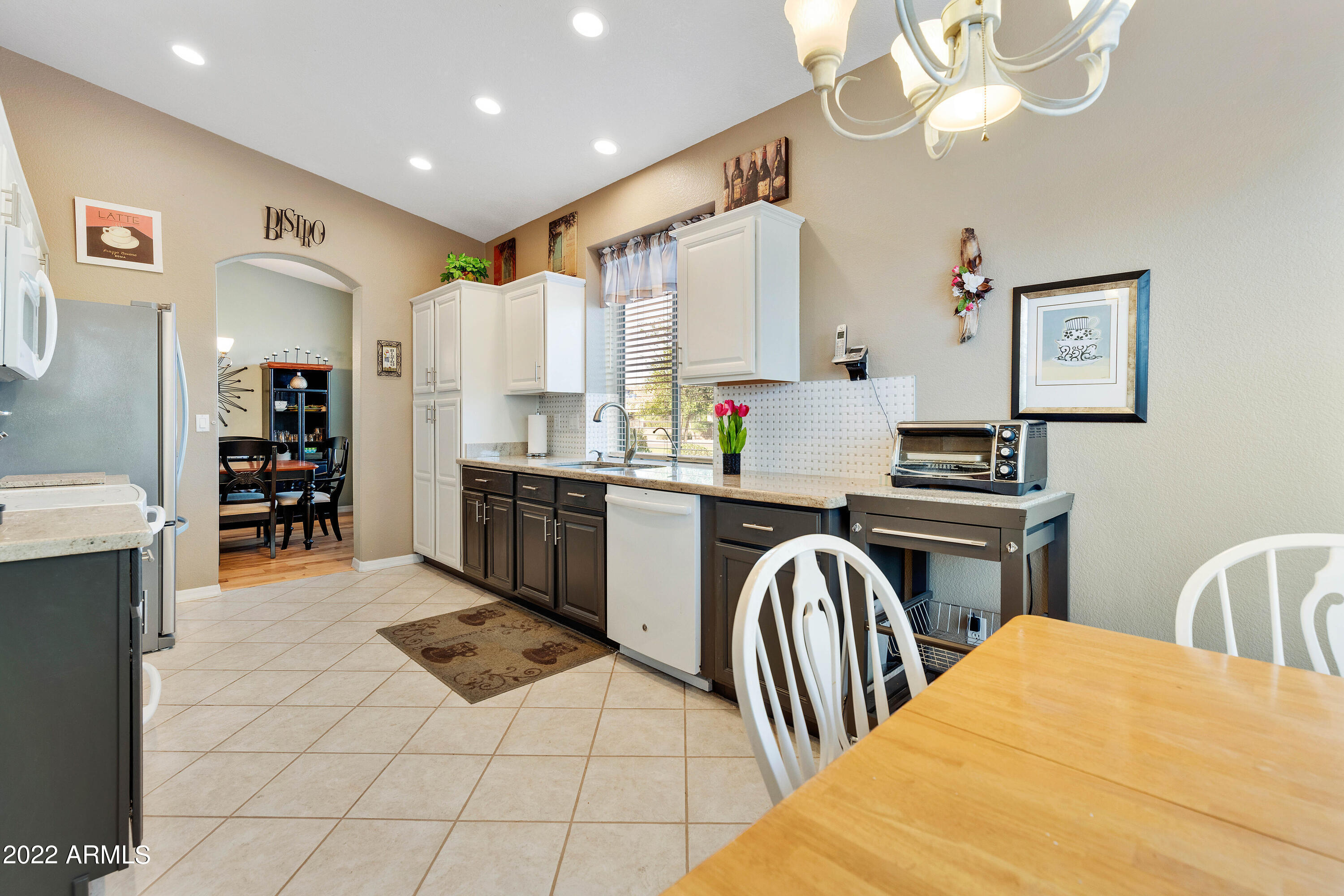4280 East Walnut Road Gilbert, AZ 85298 - Photo 17 of 73 4280 E-018-022-pat-MLS_Size