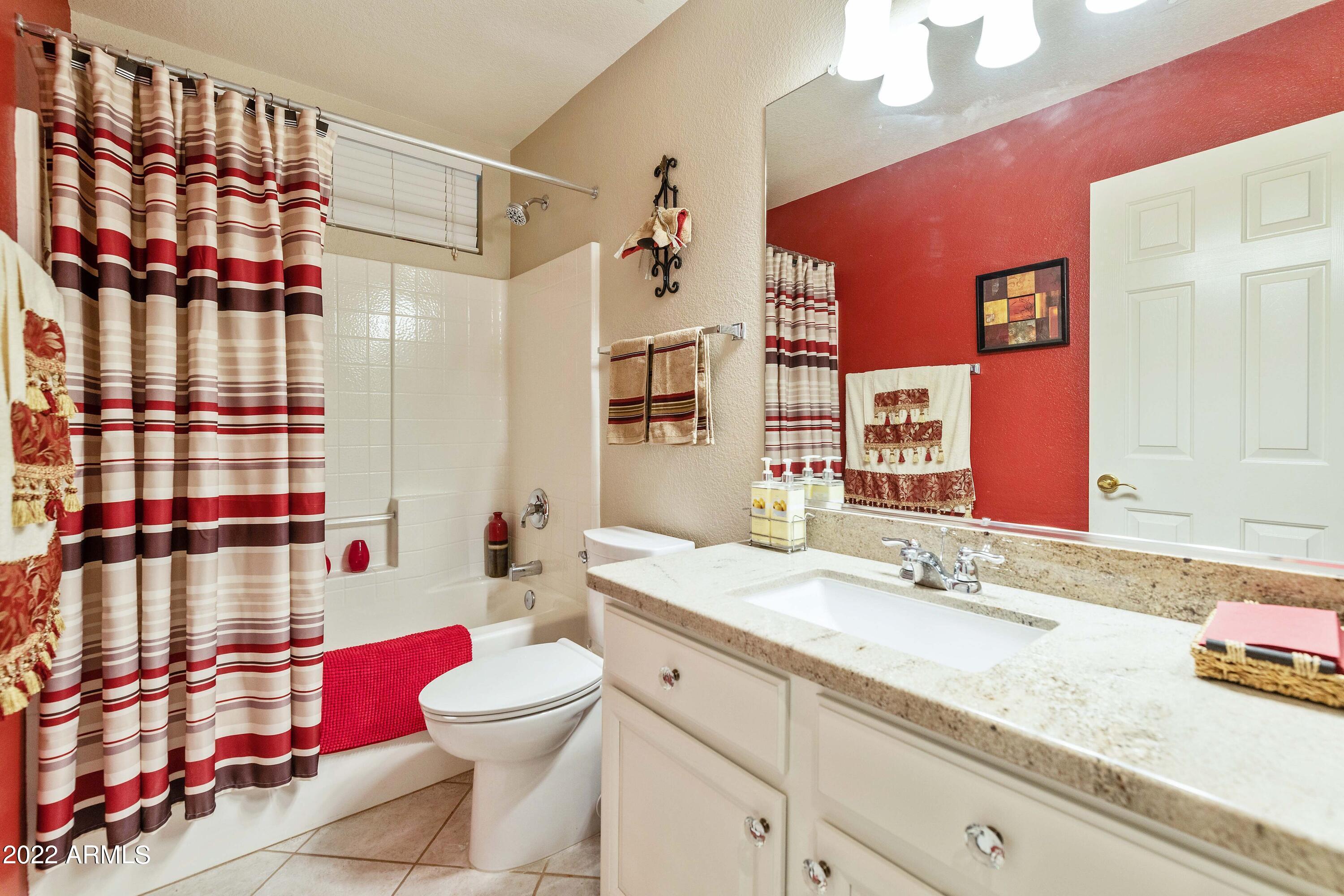 4280 East Walnut Road Gilbert, AZ 85298 - Photo 18 of 73 4280 E-019-029-PAT 0561-MLS_Size